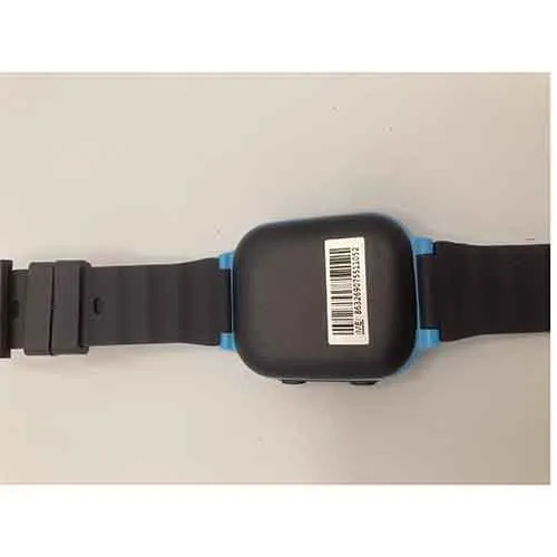 Smart watch for kids with a GPS function, delivered with a USB cable. Product sold online, in particular via Amazon (ASIN B0CFVXGWFC)