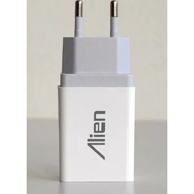 Alien - USB charger