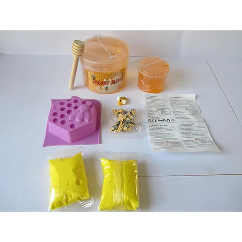 Slime with a plastic bee and other accessories,  200 ml. Product sold online, in particular via AliExpress.