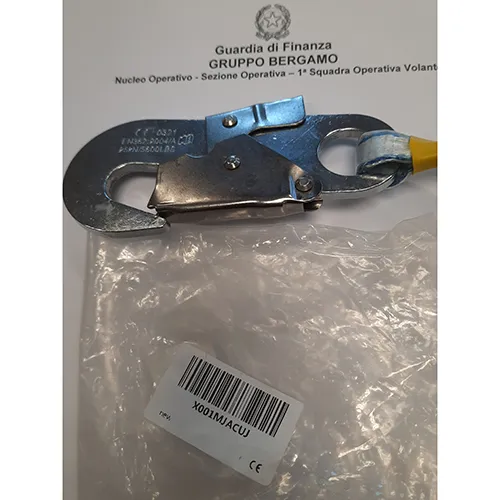 Auto-belay. Product sold online, in particular via Amazon.