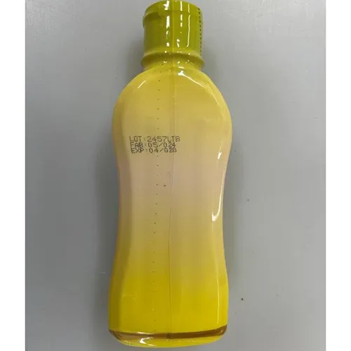 Skin lightening lotion, 250 ml. Product sold online, in particular via www.cdiscount.com.