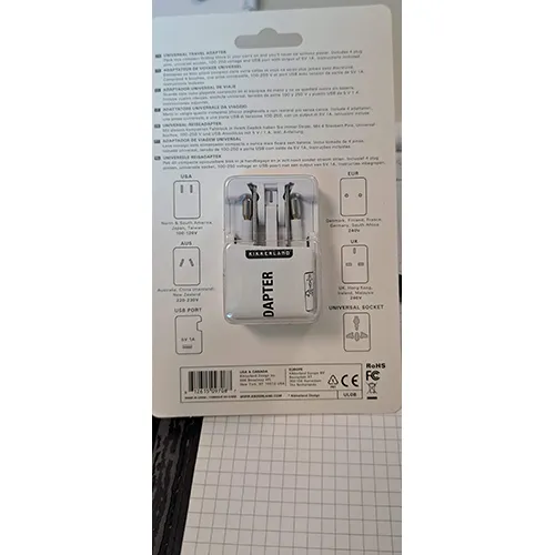 KIKKERLAND - Travel adaptor