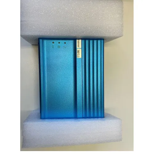 Solar inverter for converting direct current (DC) from a photovoltaic system to alternating current (AC) to be fed into the mains network. Input voltages from 16 to 28 Volts DC and an output voltage of 180 to 260 Volts. Product sold online, in particular via Amazon (ASIN: B0C9MPG46J).