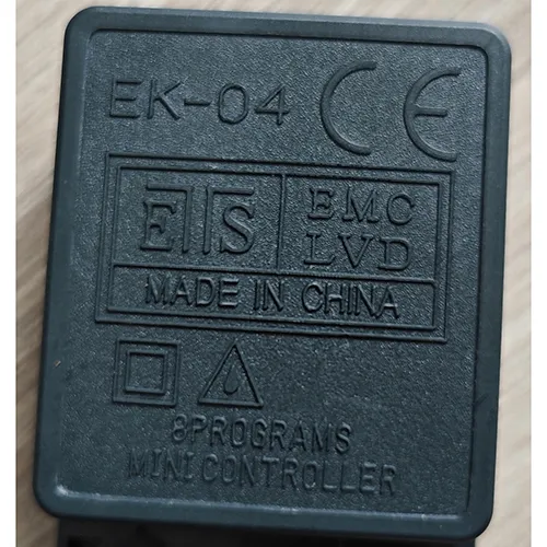 Lighting chain with 200 non-replaceable LED light sources and a device for changing lighting modes. Product sold online, in particular via Allegro.