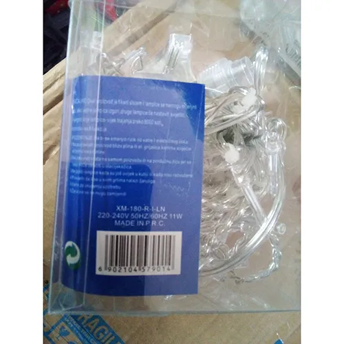 Lighting chain with 180 white, non-replaceable LEDs.