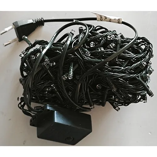 Green lighting chain designed for interconnection, consisting of 200 non-replaceable LED light sources and a device for changing lighting modes.