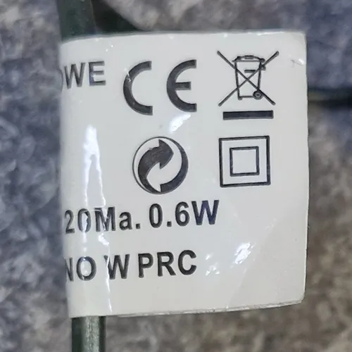 Green lighting chain designed for interconnection, consisting of 200 non-replaceable LED light sources and a device for changing lighting modes.
