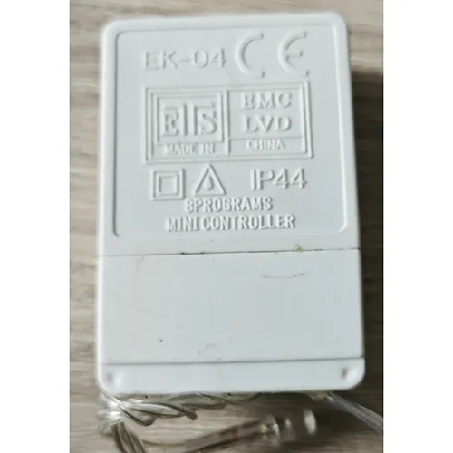 Lighting chain that consists of non-replaceable LED light sources and a device for changing lighting modes.