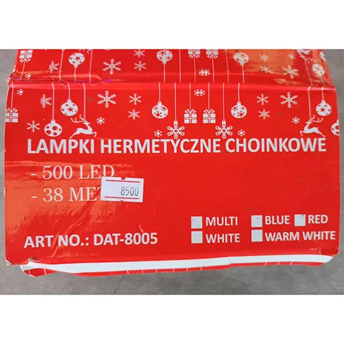Extendable lighting chain equipped with an 8-function control unit. The product contains 500 LED lights and has a length of 38m.