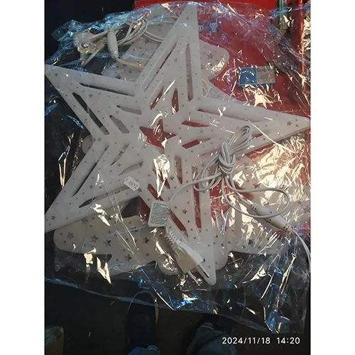 White star-shaped lighting chain with 35 LED lights.