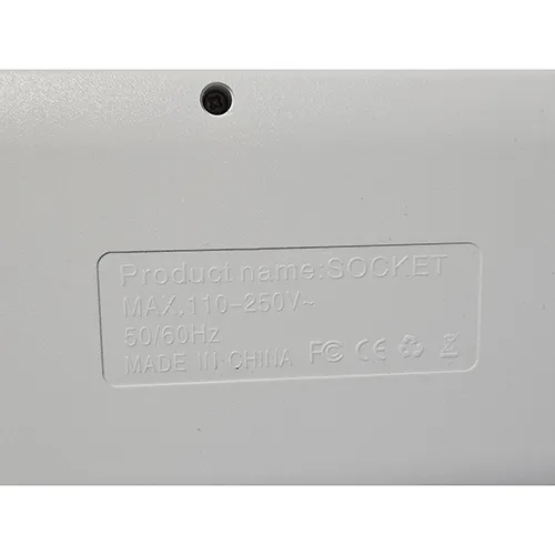 Rectangular white multi socket lead with 10 plug sockets, 4 USB type A and 2 USB type C. Measuring 32x10.5x4 cm and with a cable length of 1.88 m. 110 - 250 V~ ,10 A*, maximum 2,500 W, Protection class I, IP 20 USB- V, 3.1 A. Product sold online in particular via Amazon (ASIN: B0D3WKGBXH