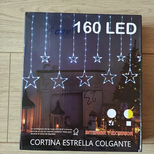 Decorative lighting chain with 160 cool white LEDs and colourless insulated wires, and stars in various sizes.