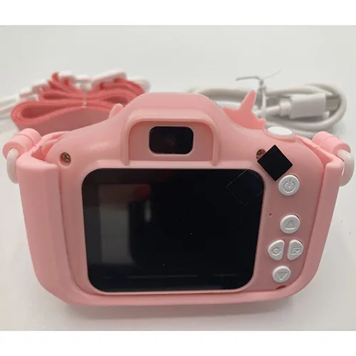 Pink digital camera with charging cable designed for children . Product sold online, in particular via Amazon (ASIN: B0CFZKJTKT).