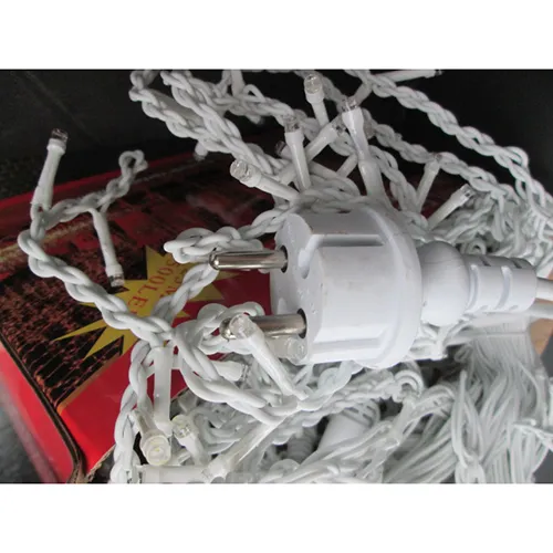 Lighting chain, 25 meters long, with 500 LED lights.