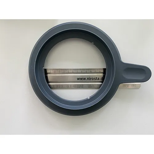 Mixing bowl lid (not original) with large opening for Thermomix TM5 and TM6 kitchen appliances. Product sold online, in particular via Amazon (ASIN: B0D85P7RGG).
