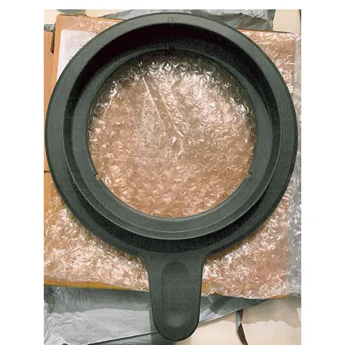 Mixing bowl lid (not original) with a large opening for Thermomix TM5 and TM6 kitchen appliances. Product sold online, in particular via Frugoo DE.