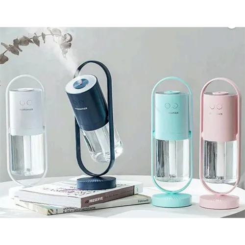 Air humidifier with light functions and a charging cable. Product sold online, in particular via Bykylie.se.
