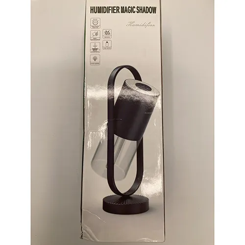 Air humidifier with light functions and a charging cable. Product sold online, in particular via Bykylie.se.