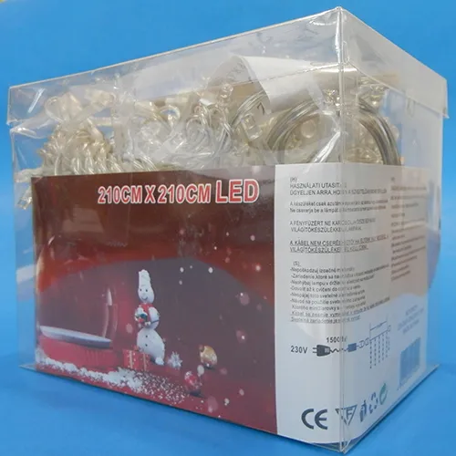 Expandable decorative lighting chain, 210 cm x 210 cm, shaped like a curtain. Technical data: 220-240 V; 50Hz/60Hz; 16 W, Class 0.