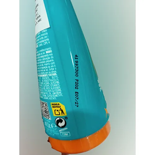 Waterproof sun protection cream with SPF 50 and vitamin E, 100ml. Product sold online, in particular via shop.insako.hr.