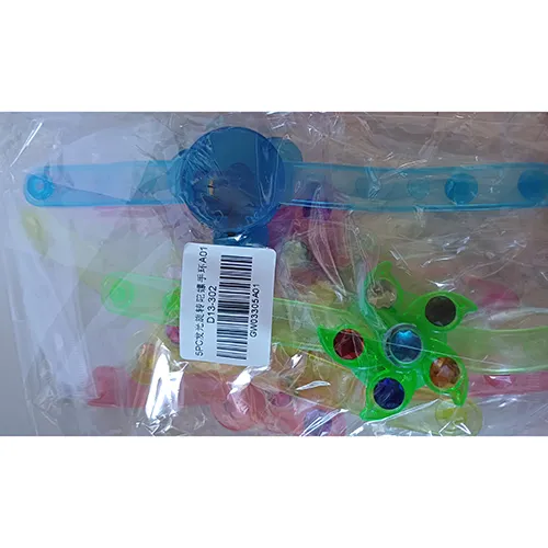 Set of fidget spinner bracelets with LED light. Product sold online, in particular via AliExpress (Product number: 1005007358955818).