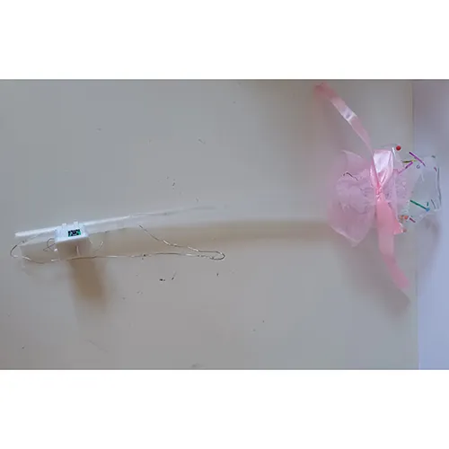 Toy wand with LED light. Product sold online, in particular via AliExpress.
