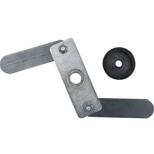 Cutting tool attachment for trimmer, composed of an axle and two steel jointed blades, with a diameter of 300mm. Product sold online, in particular via www.leroymerlin.fr.