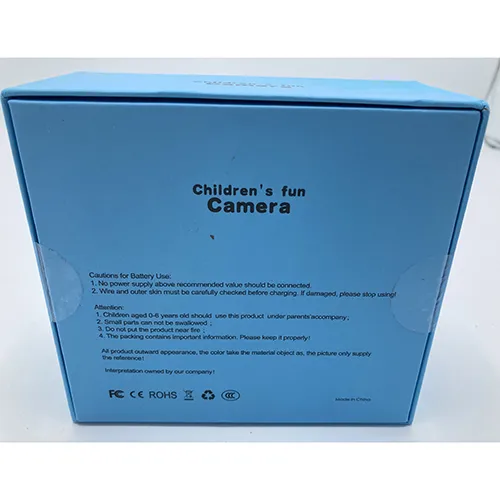 Children's camera with USB cable. Product sold online, in particular via Shein.