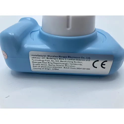 Children's camera with USB cable. Product sold online, in particular via Shein.