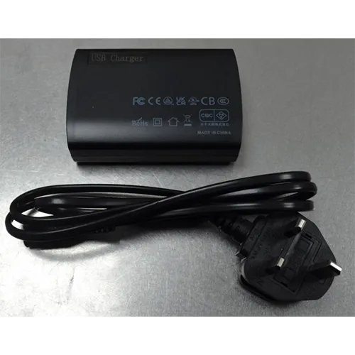 USB charging station with plug and cable. Product sold online, in particular via Amazon.