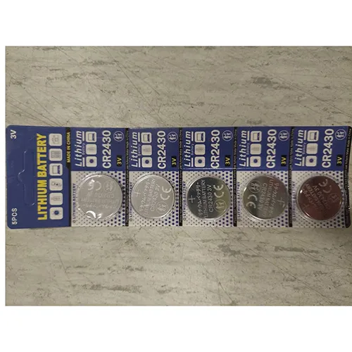 Set of 5 lithium button batteries. Product sold online, in particular via AliExpress (unique identifier: 1005008446974362 - 12000045179447451)