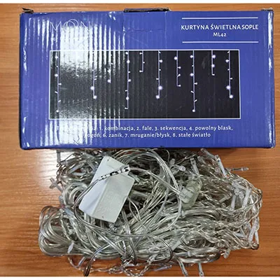 Electric lighting chain with 250 LED lamps.