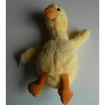Yellow- and orange-coloured soft toy in the shape of a duckling with black plastic eyes. Product sold online, in particular via Shein.