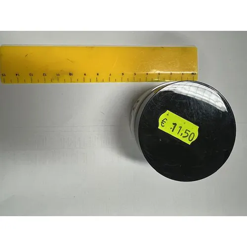 Lisa - Gel nail polish