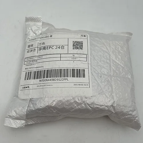 Olaf - Travel adaptor