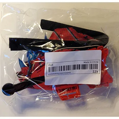 Glove with a trigger mechanism and suction cup darts. Product sold online, in particular via Shein (unique identifier: sl25060350202153043).