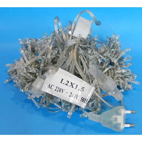 Decorative lighting chain which can be expanded. Voltage of 220-240 V, frequency of 50 Hz, size 2 m x 1.5 m.