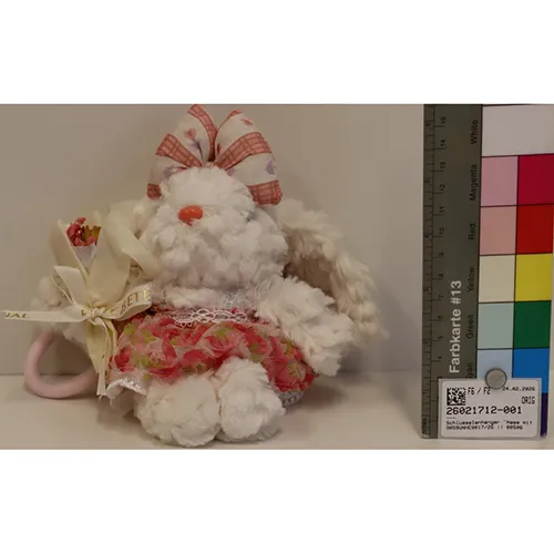 Soft toy, in the shape of a rabbit and a bear, with a key ring.