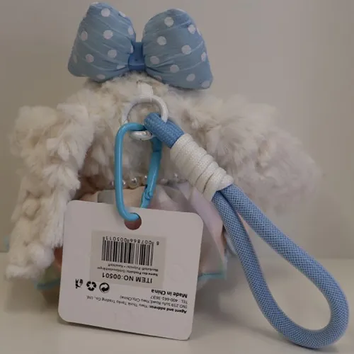 Soft toy, in the shape of a rabbit and a bear, with a key ring.