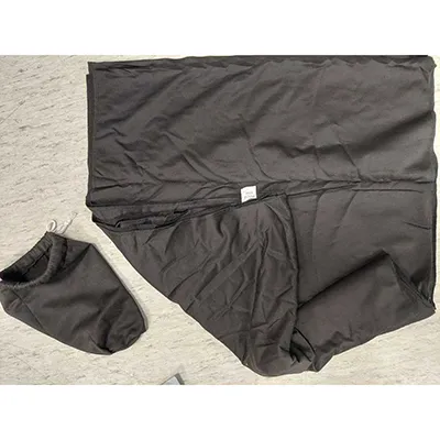 Baby sling. Product sold online, in particular via AliExpress (unique product identifiers 1005005982823812 to 12000035171237961)