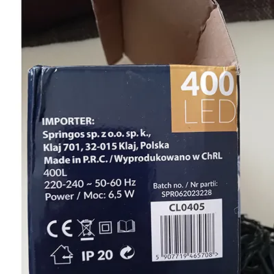Garland type LED lighting chain with 400 non-replaceable lamps, rated voltage of 220 - 240 V and rated power of 6.5 W. Product sold online, in particular via www.pigubeakcijos.lt.