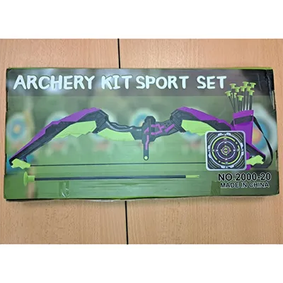Black, green and purple bow with three small arrows and a target. Product sold online, in particular via SHEIN(unique product identifier:sl25091638478606468)