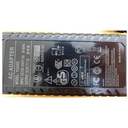 Adaptor 24 V 2A AC/DC. Product sold online, in particular via AliExpress (Identification number: 33006258756)
