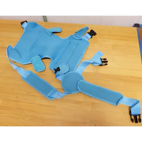 Adjustable baby carrier. Product sold online, in particular via AliExpress.