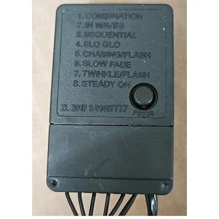 Lighting chain intended for interconnection, containing non-replaceable LED light sources. The product includes a device for changing lighting modes. Product sold online, in particular via www.inlea.sk.