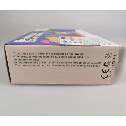 Wooden bead sequencing toy set consisting of colourful wooden shapes. Product sold online, in particular via Temu.