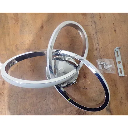 Lighting fixture with a metal body. Product sold online, in particular via TEMU (unique identifier: 601104599754293).