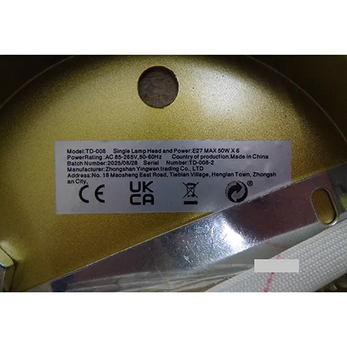 Lighting fixture with a metal body. Product sold online, in particular via TEMU (unique identifier: 601100144755812).