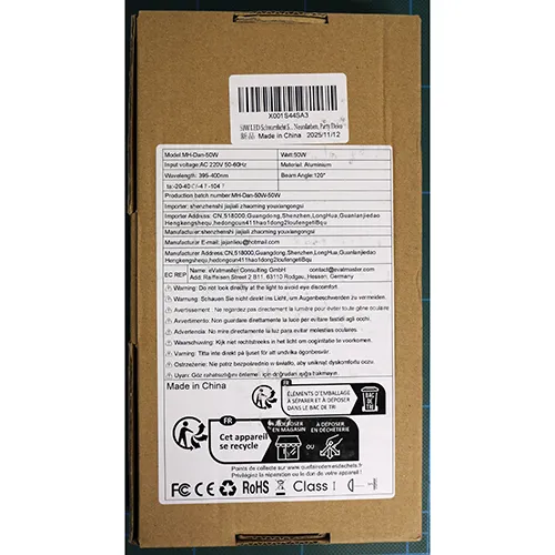 50W LED black light spotlight. Dimensions approximately. 10 cm x 21 cm x 3 cm.