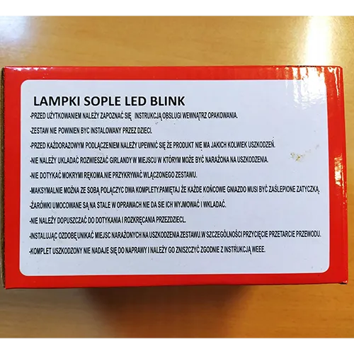 Extendable icicle-style lighting chain with 80 LED lights on a string with blinking function.